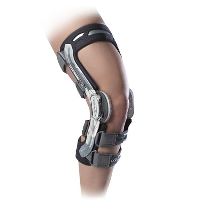 DonJoy A22 - TYTANOWA indywidualna orteza STAWU KOLANOWEGO (na wymiar)
