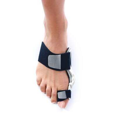 Szyna na haluksa z regulacją kąta korekcji Aircast ActyToe