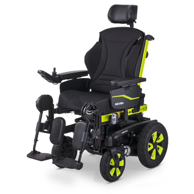 ELEKTRYCZNY WÓZEK POKOJOWY Z TYLNĄ AMORTYZACJĄ NA SPRĘŻYNACH I REGULOWANYMI PODŁOKIETNIKAMI