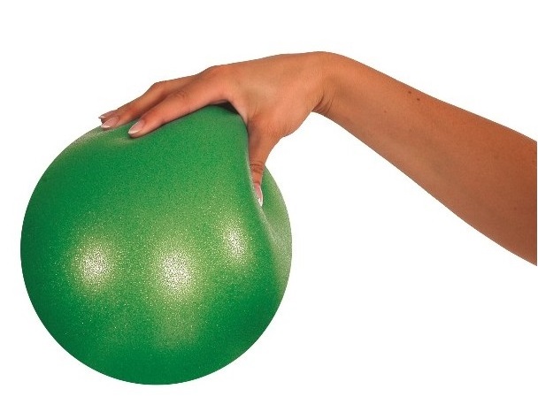 Piłka rehabilitacyjna ogólnorozwojowa MIĘKKA REDONDO 18cm (pilates-ball)
