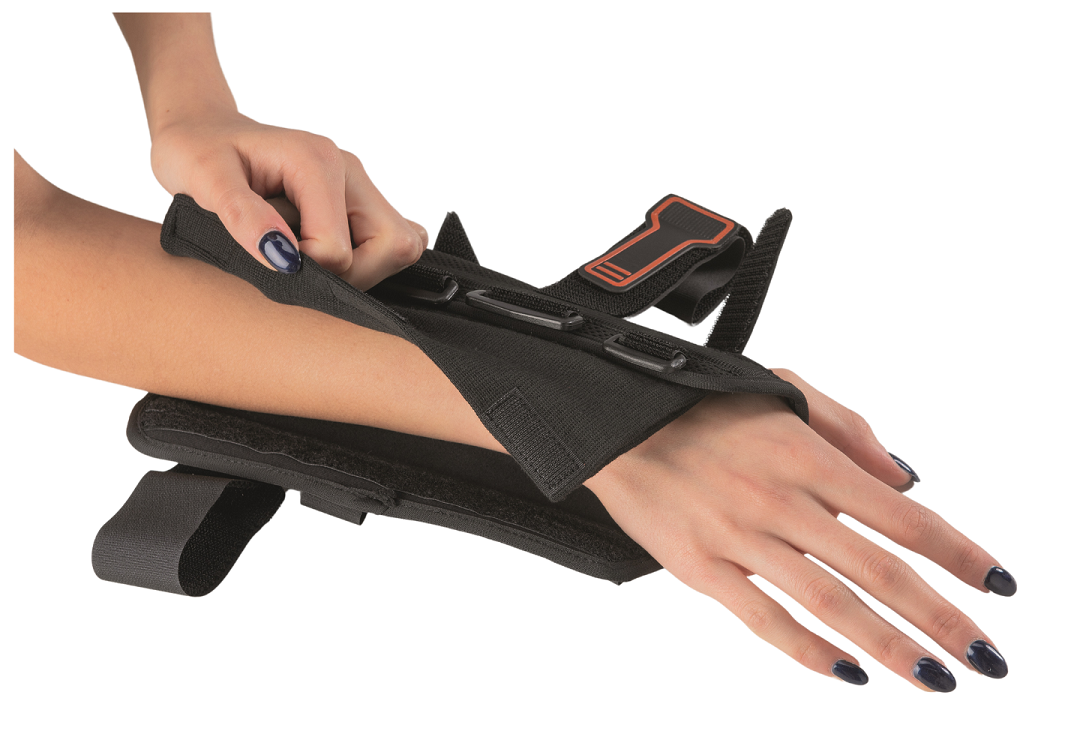 Długa orteza nadgarstka o otwartej konstrukcji ze sztywną formowalną ...